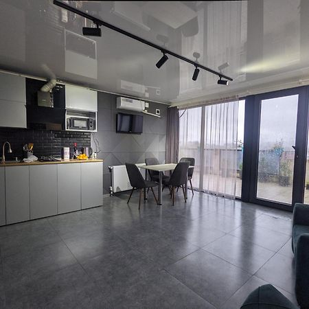 מלון קובולטי Tirkius House מראה חיצוני תמונה
