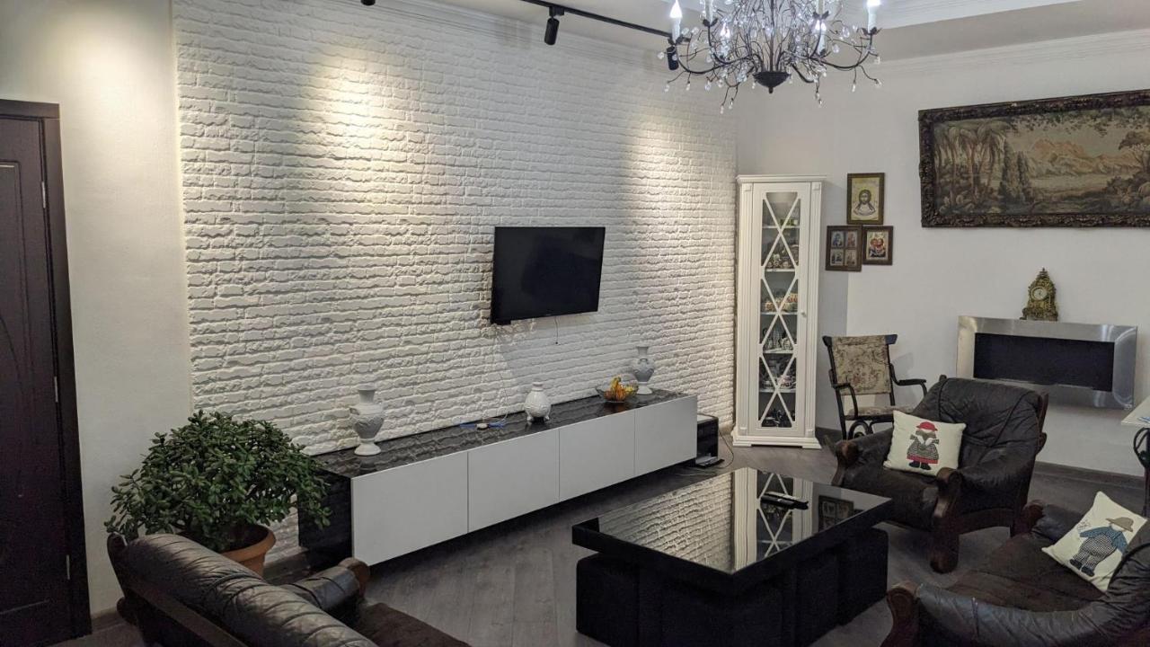 מלון קובולטי Tirkius House מראה חיצוני תמונה